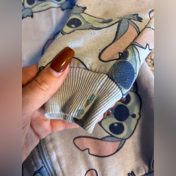 •4 for $25• DISNEY stitch hoodie 4 - Picture 5 of 7
